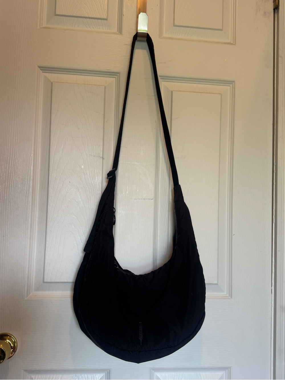Thacker Black Crossbody Sling Bag - Everyday Shoulder Bag